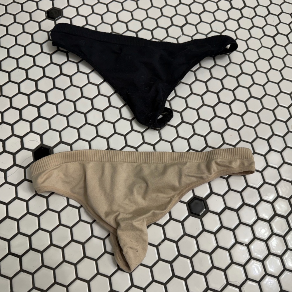 Lively thong bundle of 2 size small